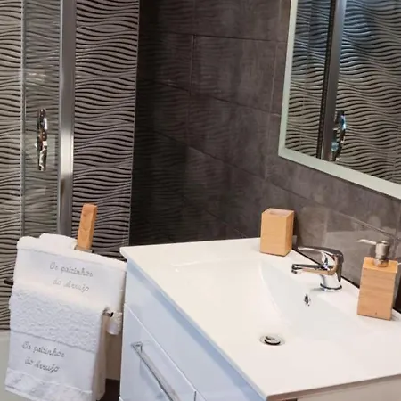 펜션 Os Paizinhos Do Arrujo