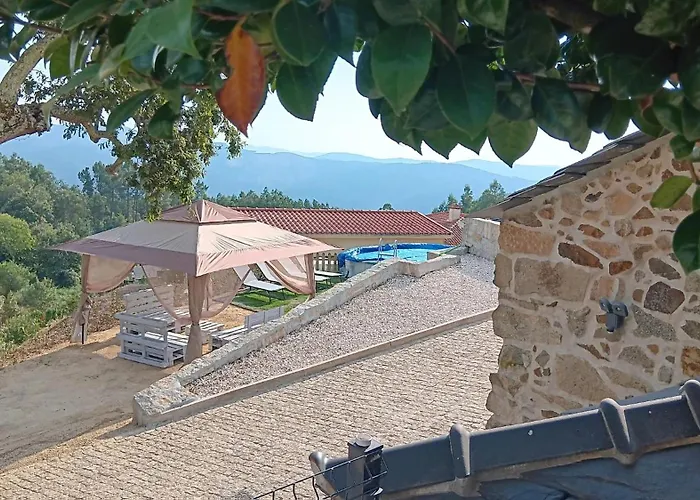 Casa de Férias Os Paizinhos Do Arrujo Cinfães